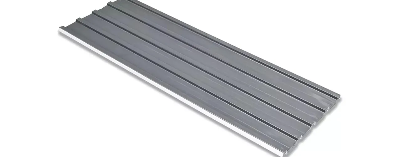 مشخصات ساندویچ پانل گالوانیزه