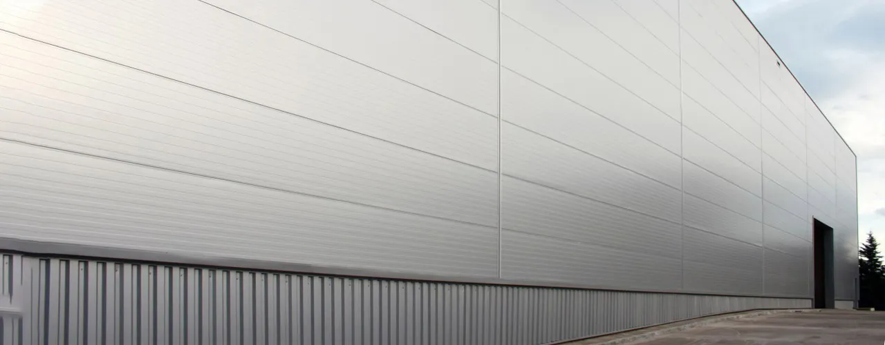 نمایی از ساندویچ پانل گالوانیزه