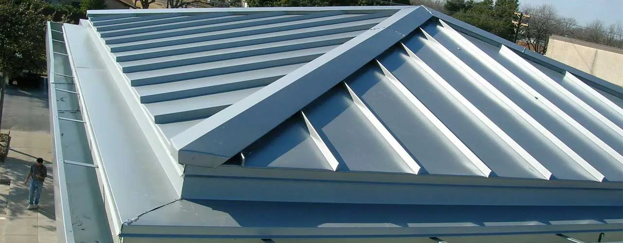 استفاده از ساندویچ پنل سقفی